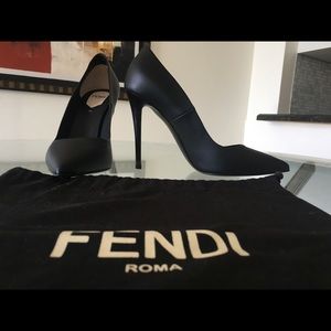 *NEW* Fendi pumps